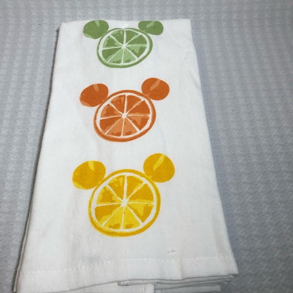 ⚓️Disney Mickey Mouse Kitchen Towels 2 Pack - Picture 2 of 3
